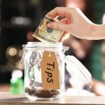 how much to tip private tour guide in egypt